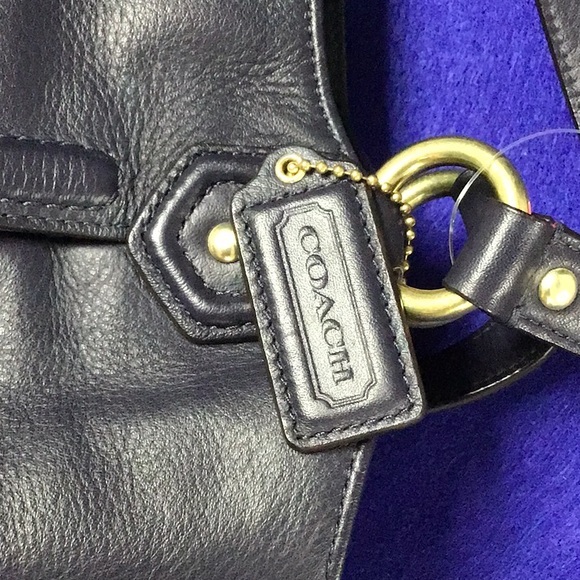 Coach Navy Leather handbag - Picture 5 of 10